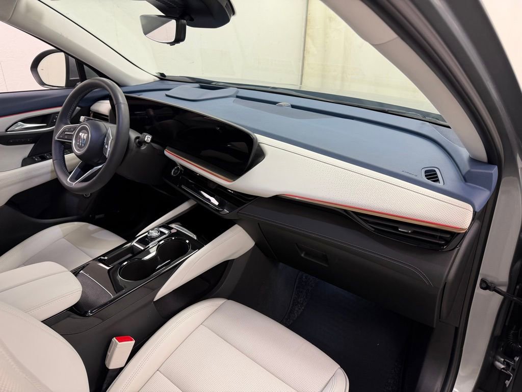 Used 2025 Buick Envision Avenir AWD/4WD image 12