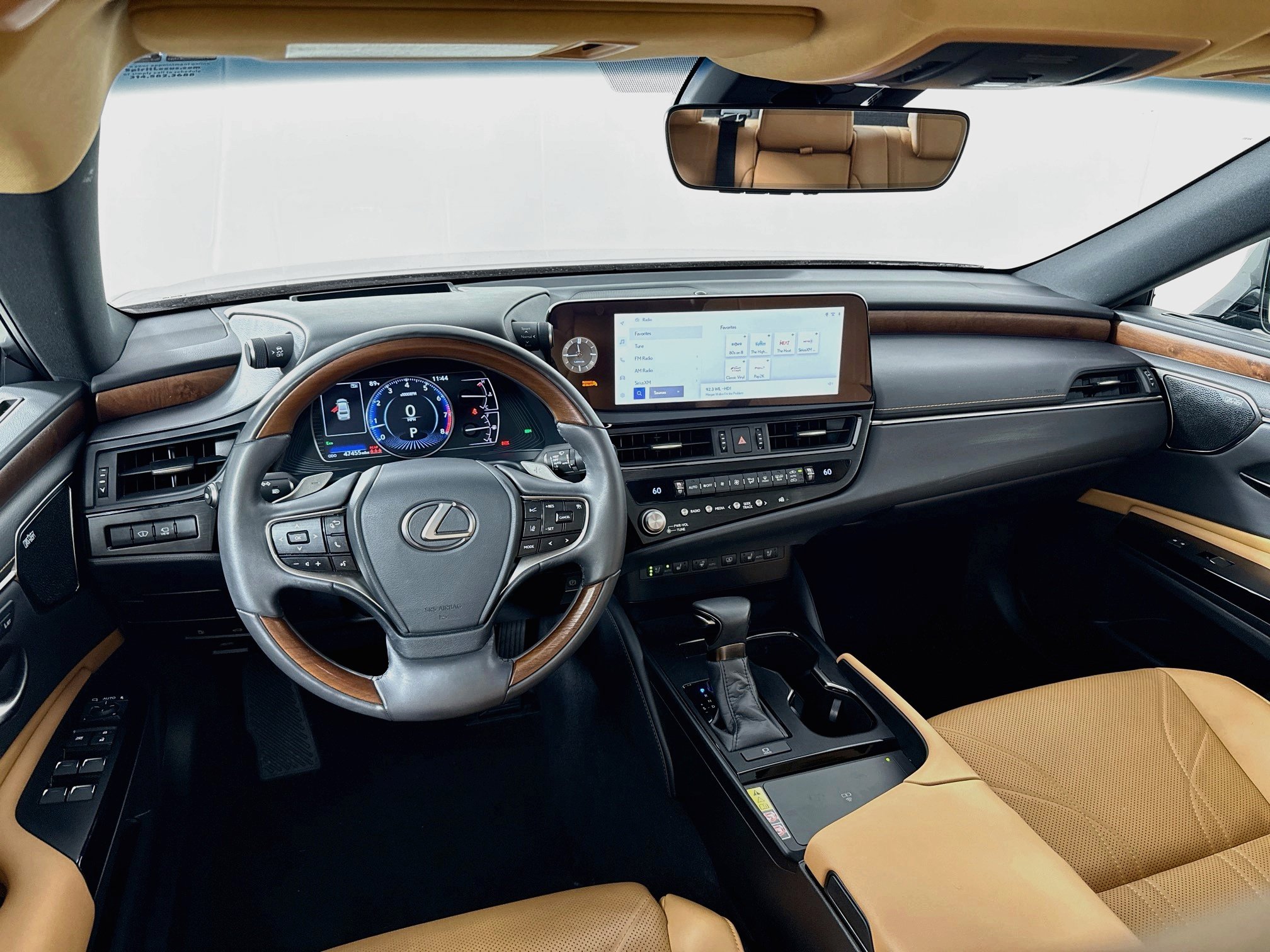 Used 2024 Lexus ES 350 Ultra Luxury w/ Accessory Package (Z2) FWD image 24