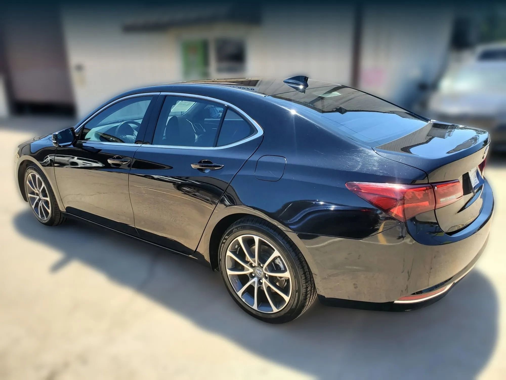 Used 2015 Acura TLX V6 w/ Technology Package FWD image 9