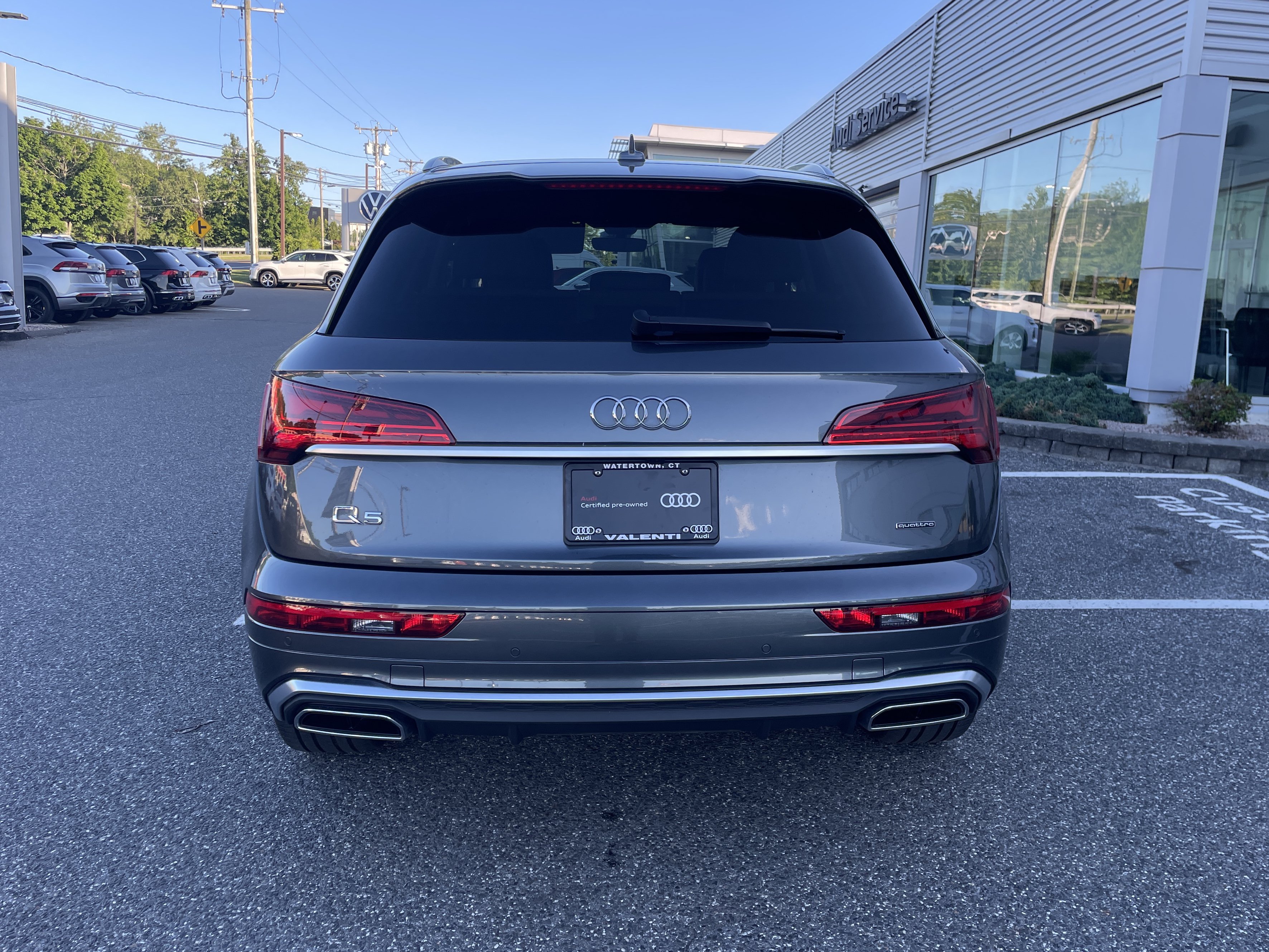 Certified 2024 Audi Q5 e Premium w/ Convenience Package AWD/4WD image 5