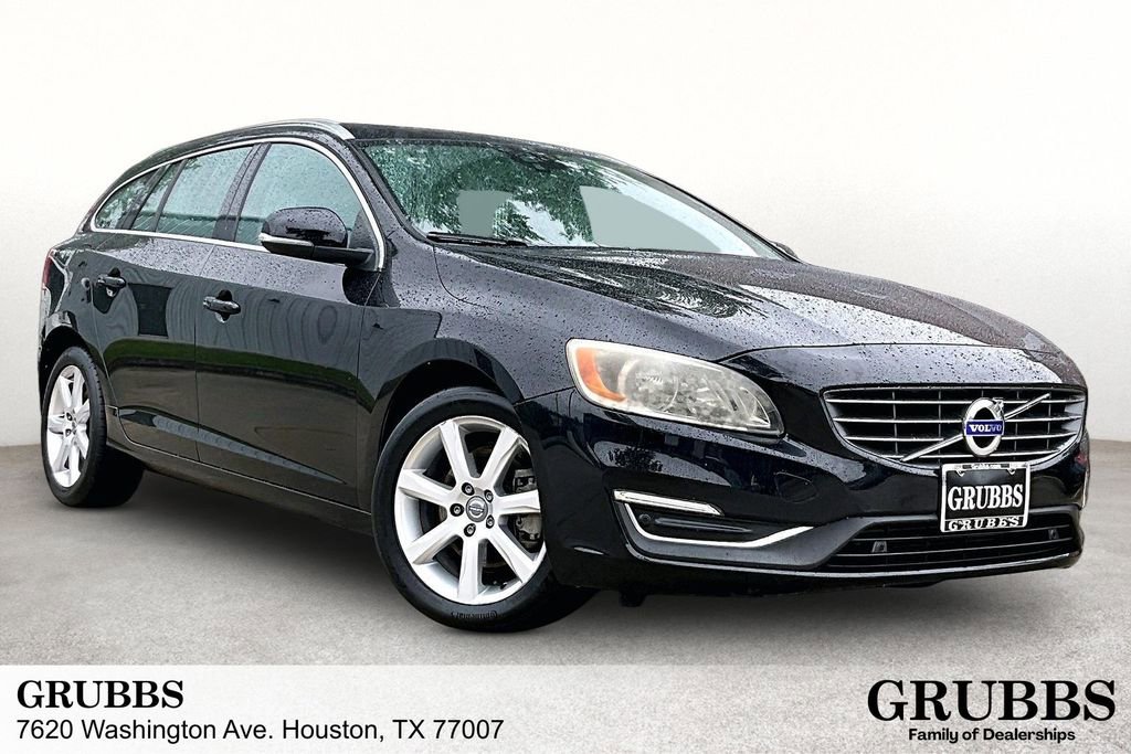 Used 2017 Volvo V60 T5 Premier w/ Convenience Package FWD image 1