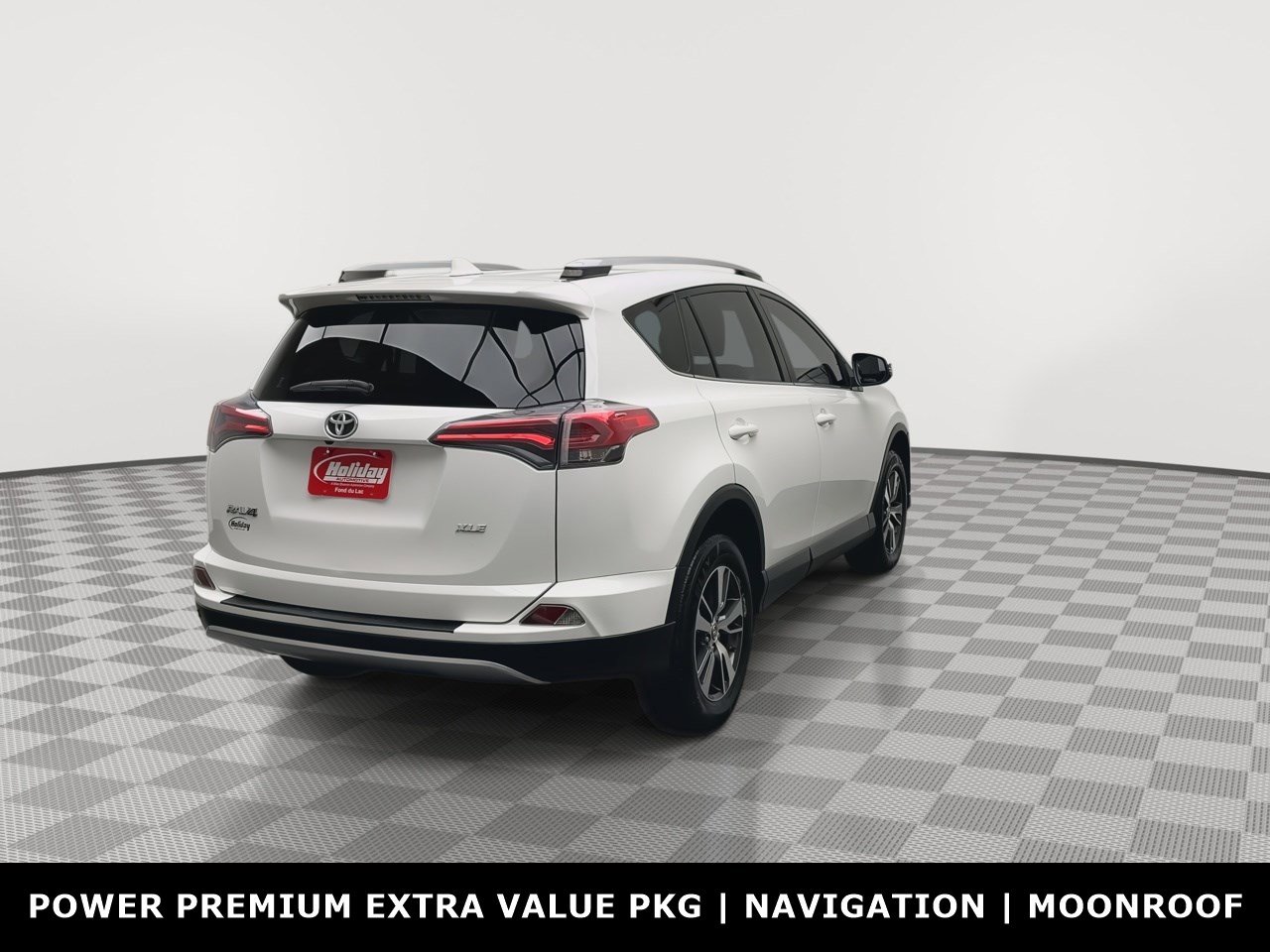 Used 2018 Toyota RAV4 XLE FWD image 34