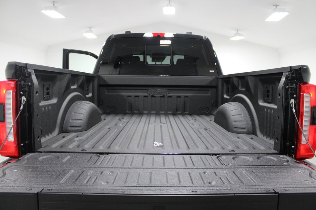 New 2025 Ford F250 Lariat w/ Lariat Ultimate Package image 21