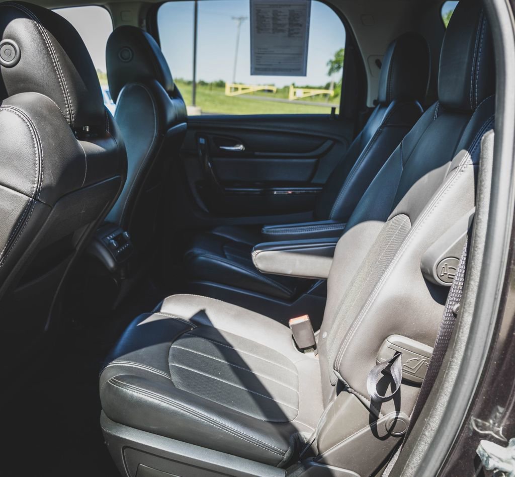 Used 2017 GMC Acadia Limited SLT FWD image 22