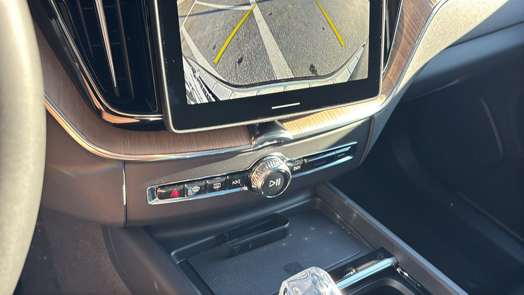 New 2027 Volvo XC60 B5 Ultra AWD/4WD image 21