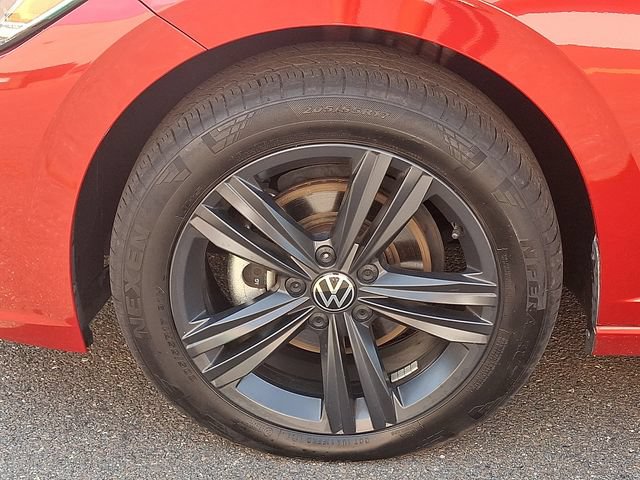 Used 2023 Volkswagen Jetta SE w/ Panoramic Sunroof Package FWD image 28