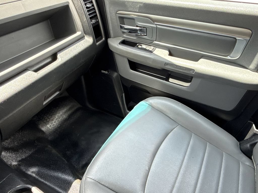 Used 2016 RAM 5500 Tradesman w/ Power & Remote Entry Group AWD/4WD image 16