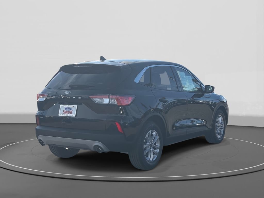 Certified 2022 Ford Escape SE image 5