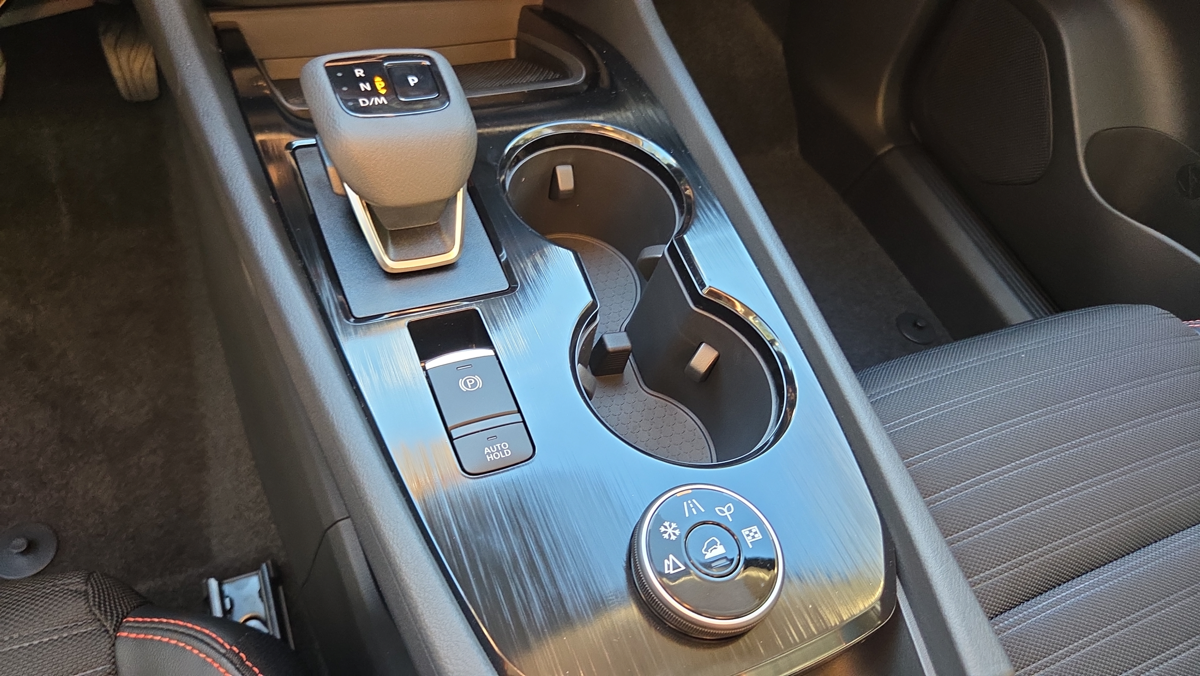New 2026 Nissan Rogue SV AWD/4WD image 26