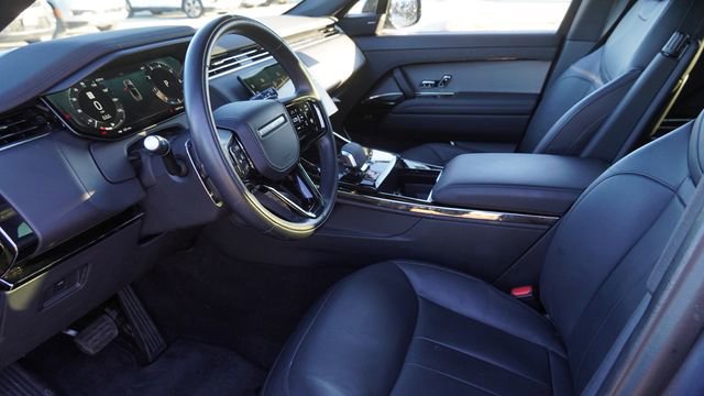 Used 2024 Land Rover Range Rover Sport Dynamic SE image 19