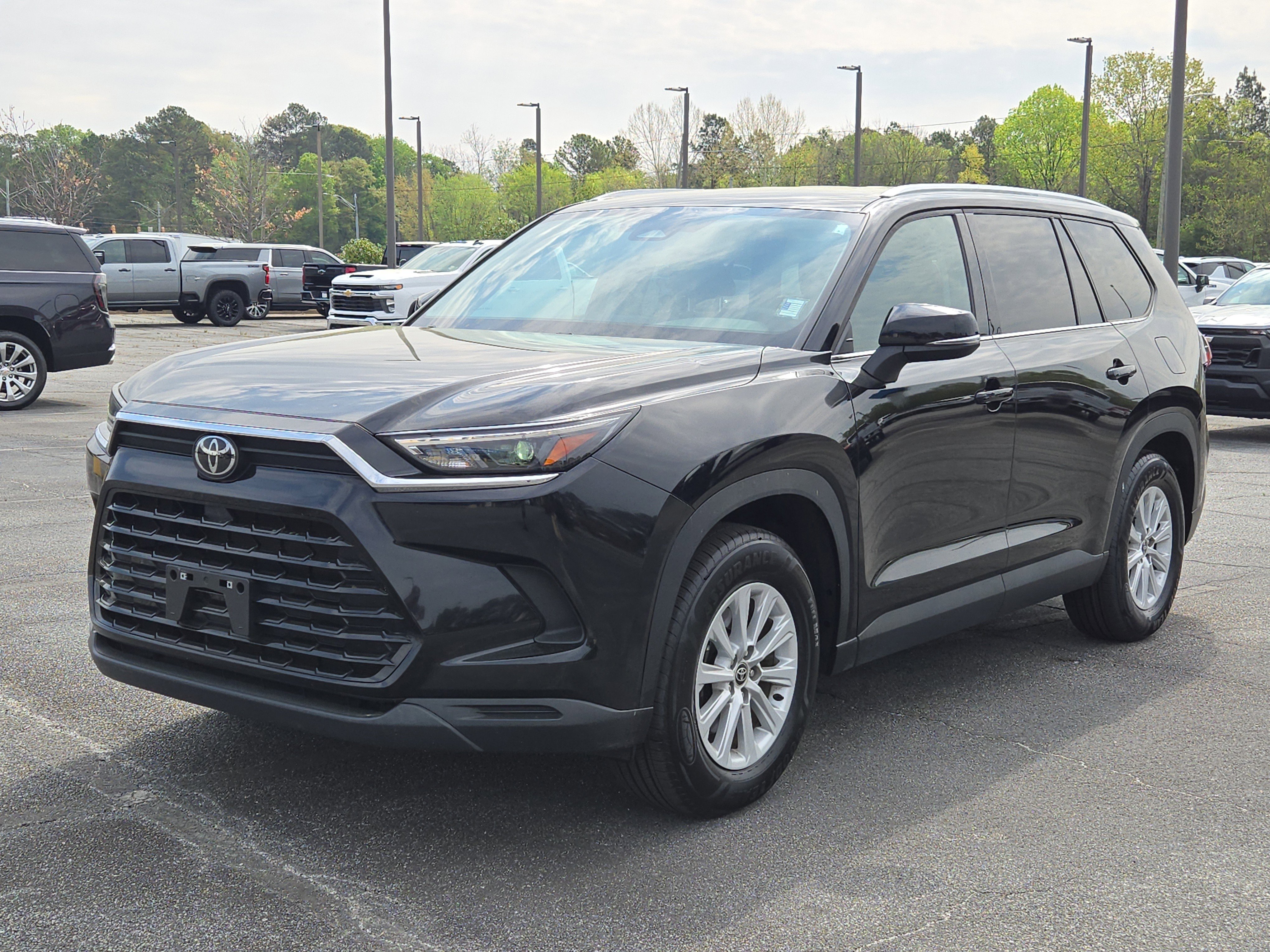 Used 2024 Toyota Grand Highlander AWD image 2