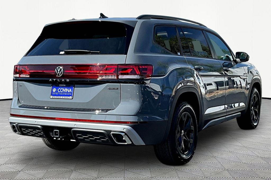 New 2026 Volkswagen Atlas Peak Edition image 6