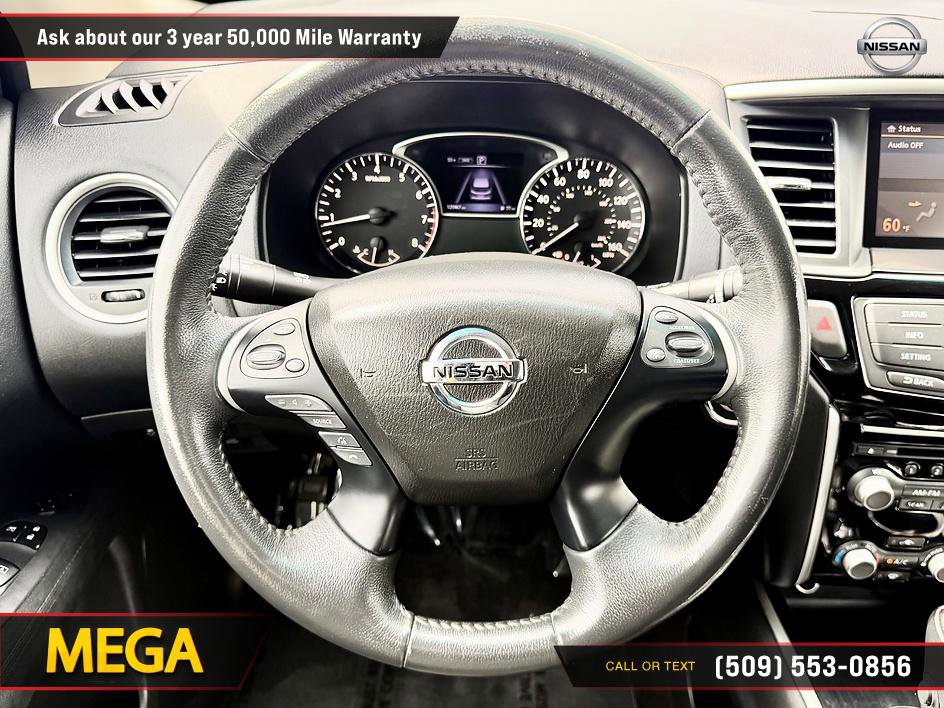 Used 2016 Nissan Pathfinder SV image 24