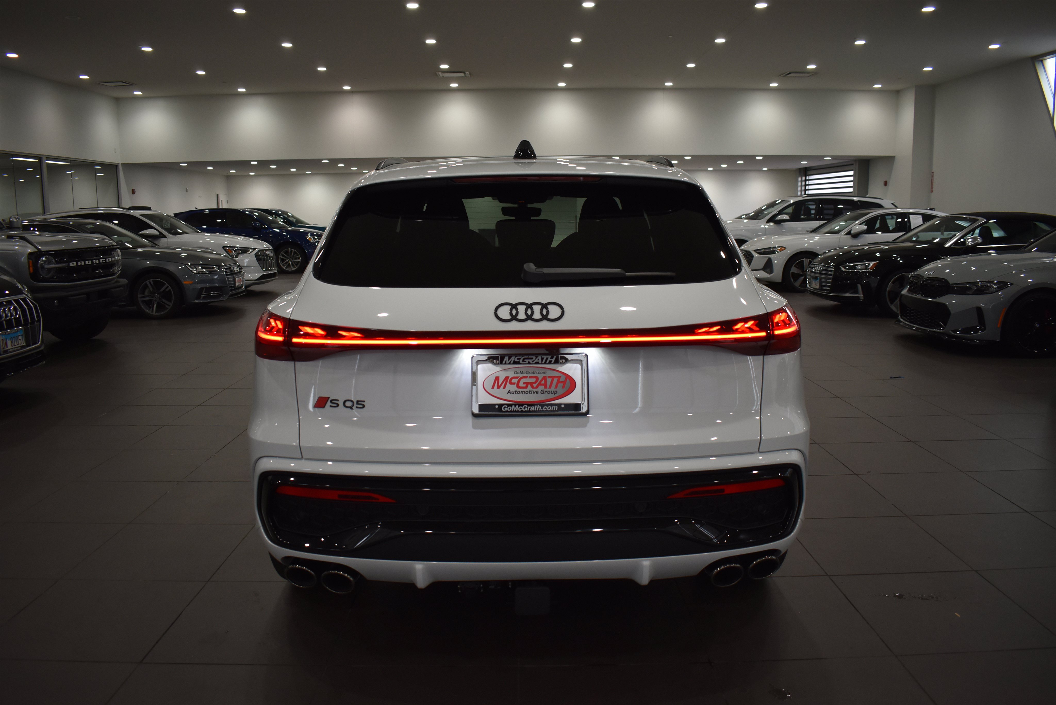 New 2026 Audi SQ5 Prestige AWD/4WD image 6