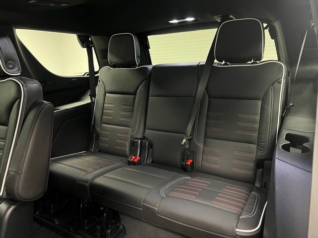 Used 2025 GMC Yukon AT4 Ultimate w/ LPO, Floor Liner Package image 48
