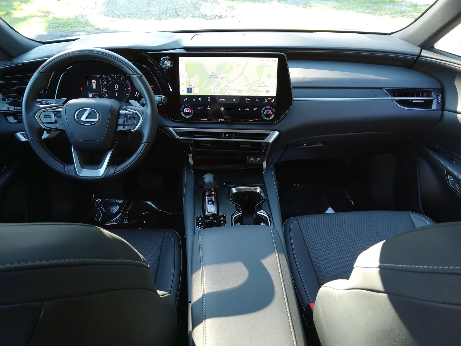 Used 2023 Lexus RX 350 Premium w/ Accessory Package AWD/4WD image 15