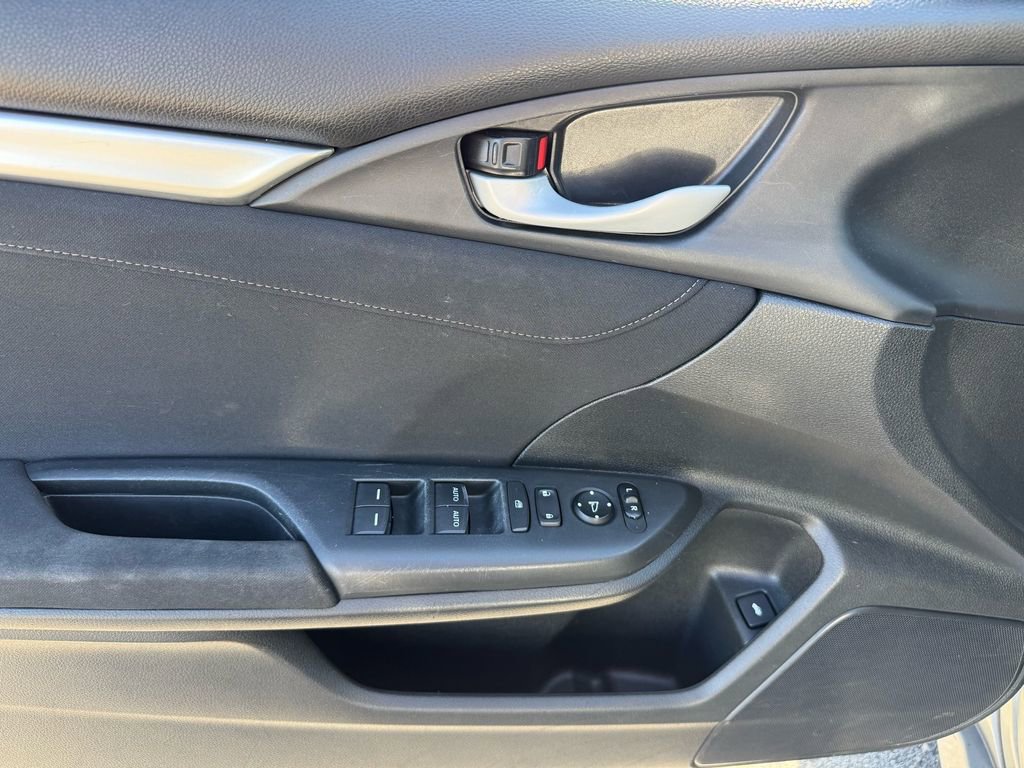 Used 2018 Honda Civic EX image 12