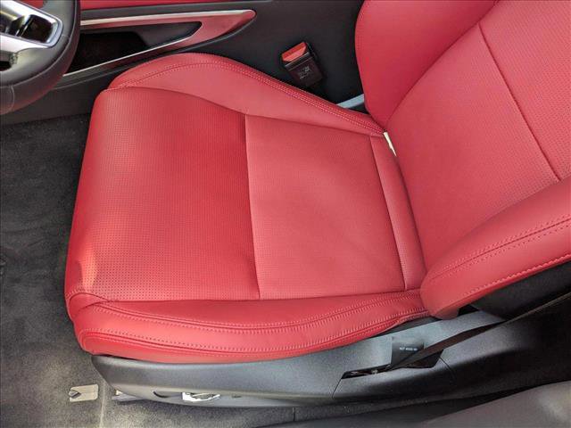 New 2026 Jaguar F-PACE R-Dynamic S image 4