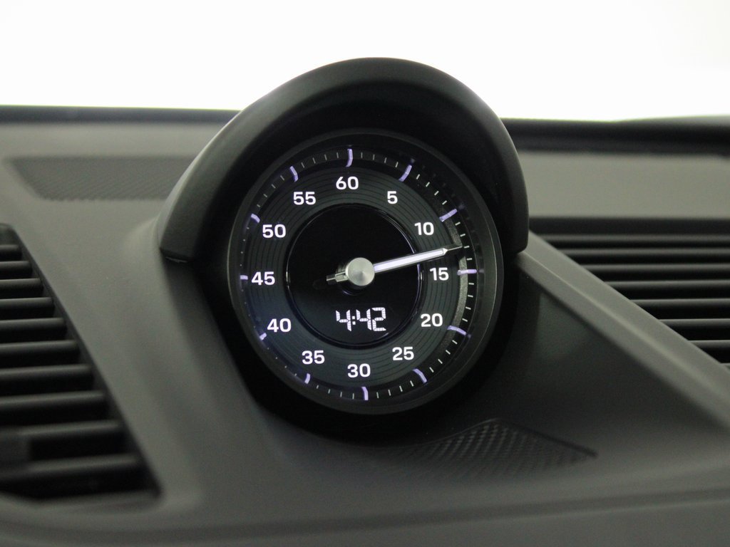 Certified 2025 Porsche 911 Carrera GTS image 27