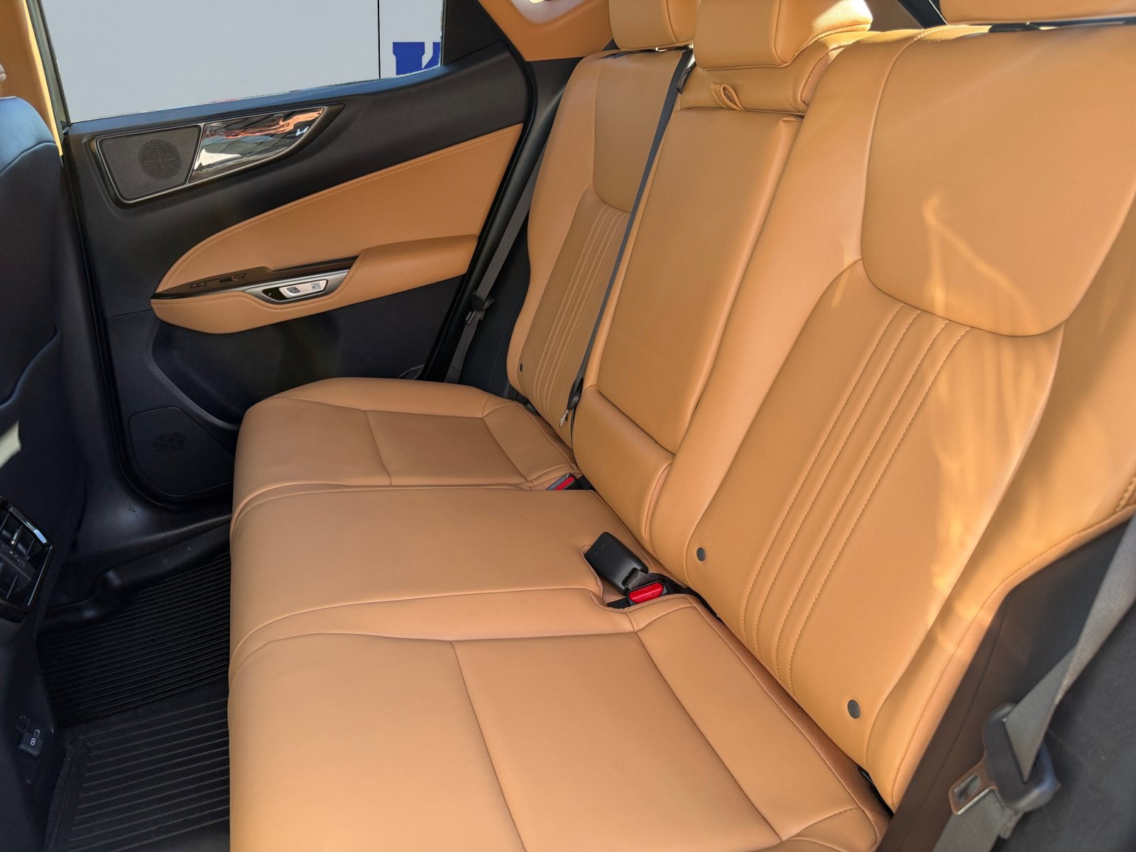 Used 2024 Lexus NX 250 FWD image 16