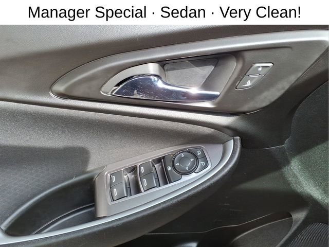 Used 2018 Chevrolet Malibu LS image 11