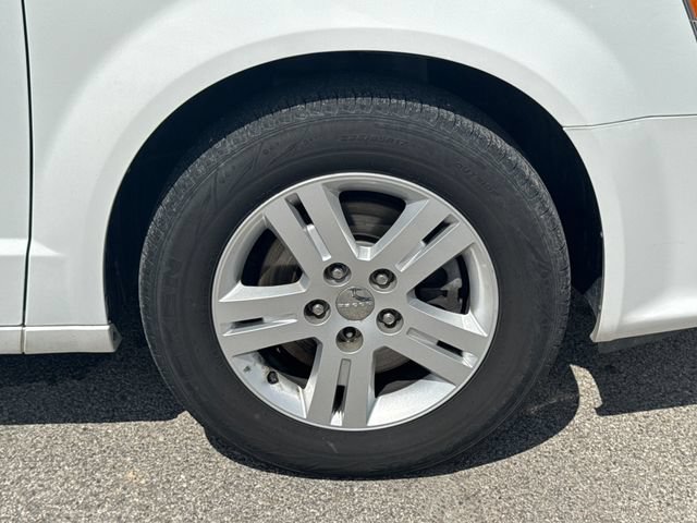 Used 2019 Dodge Grand Caravan SXT FWD image 39