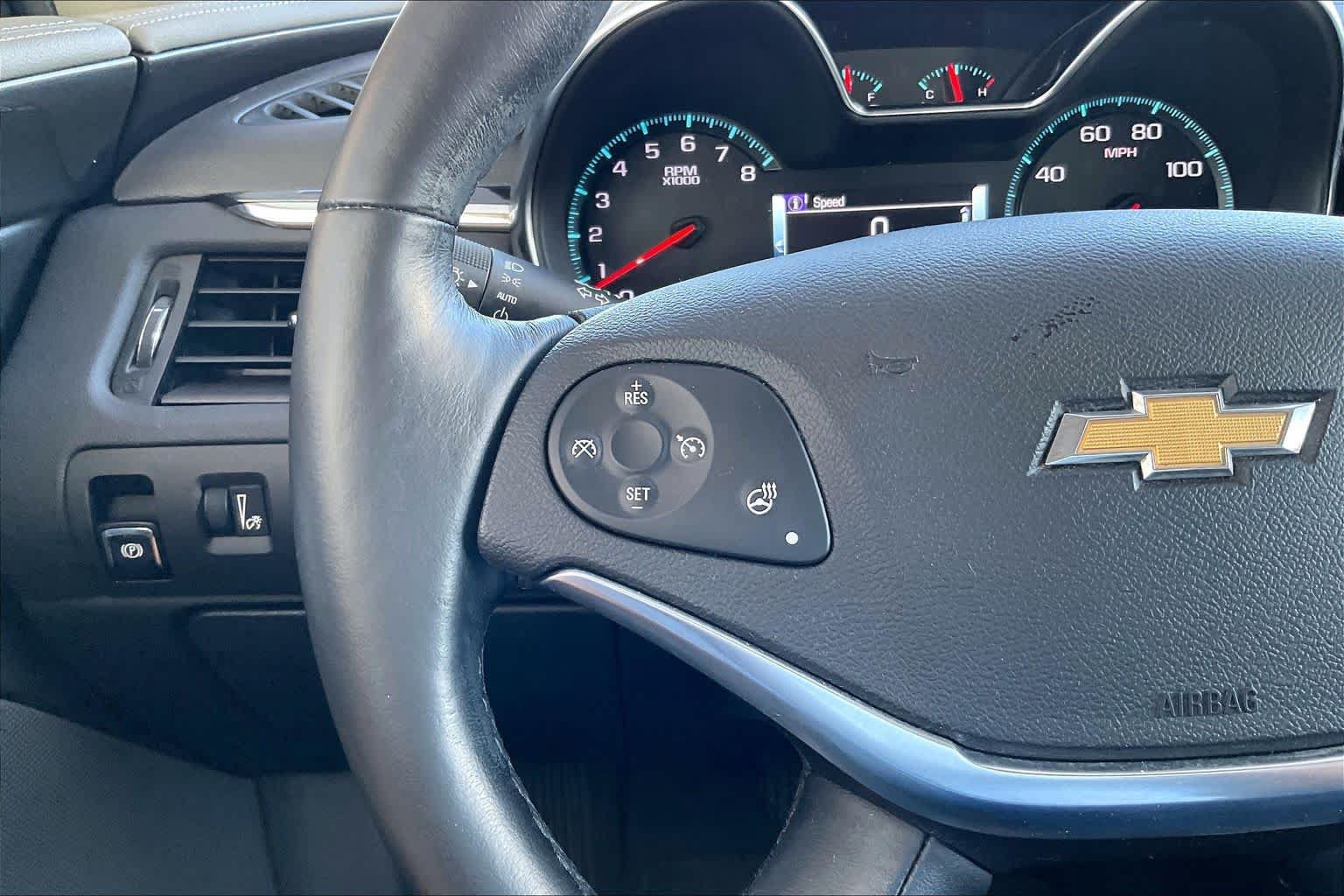 Used 2018 Chevrolet Impala LT w/ Sunroof and Spoiler Package FWD image 24