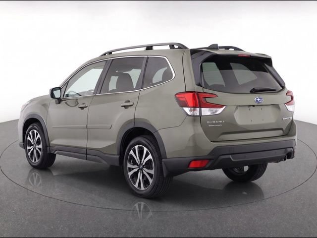 Used 2024 Subaru Forester Limited AWD/4WD image 4