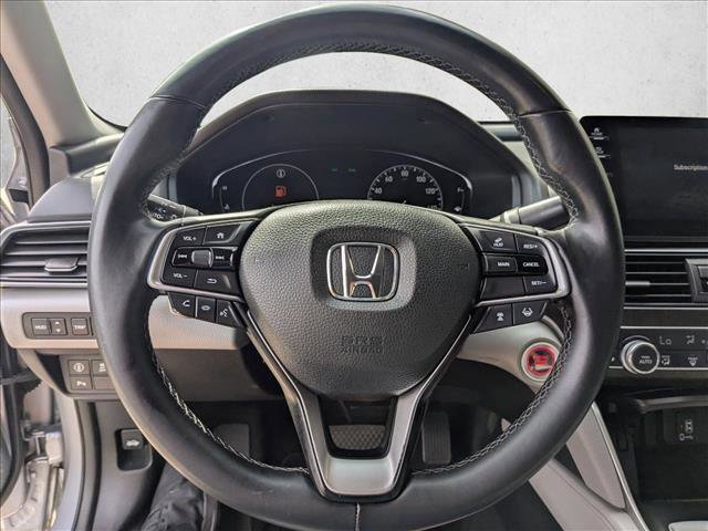 Used 2018 Honda Accord Touring image 12