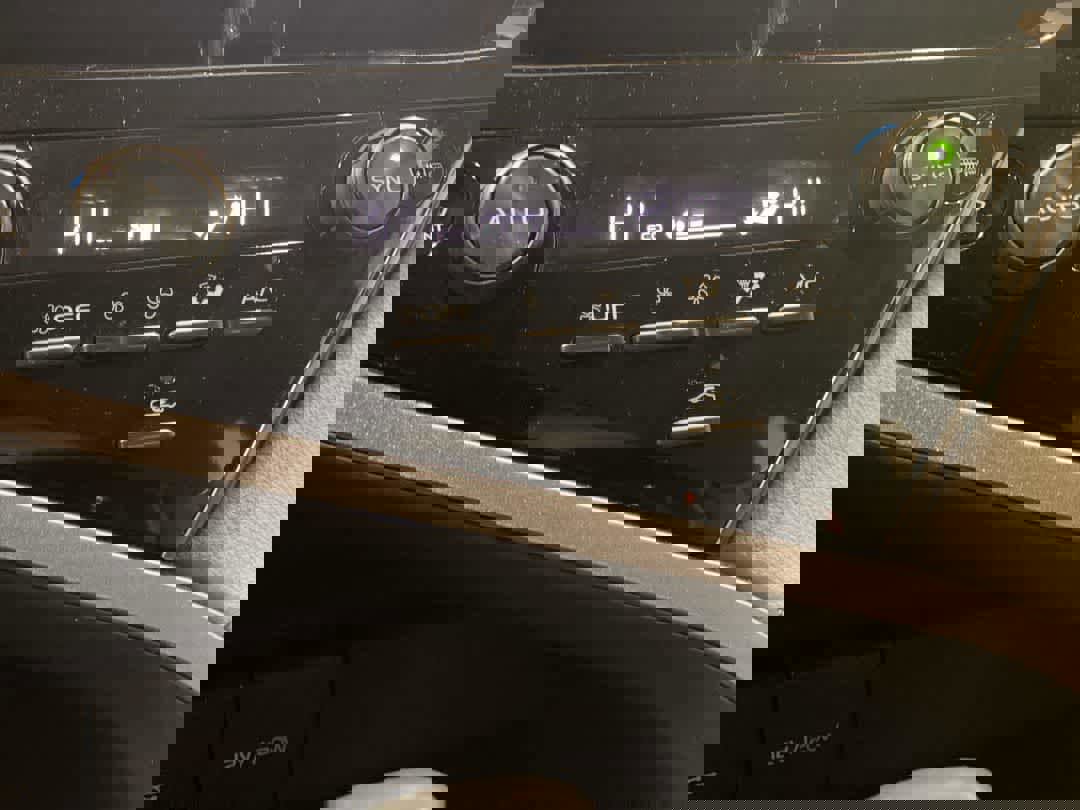 Certified 2023 Toyota Camry XLE w/ Navigation Package image 21