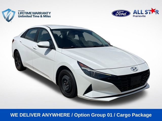 Used 2022 Hyundai Elantra SEL w/ Cargo Package FWD image 1