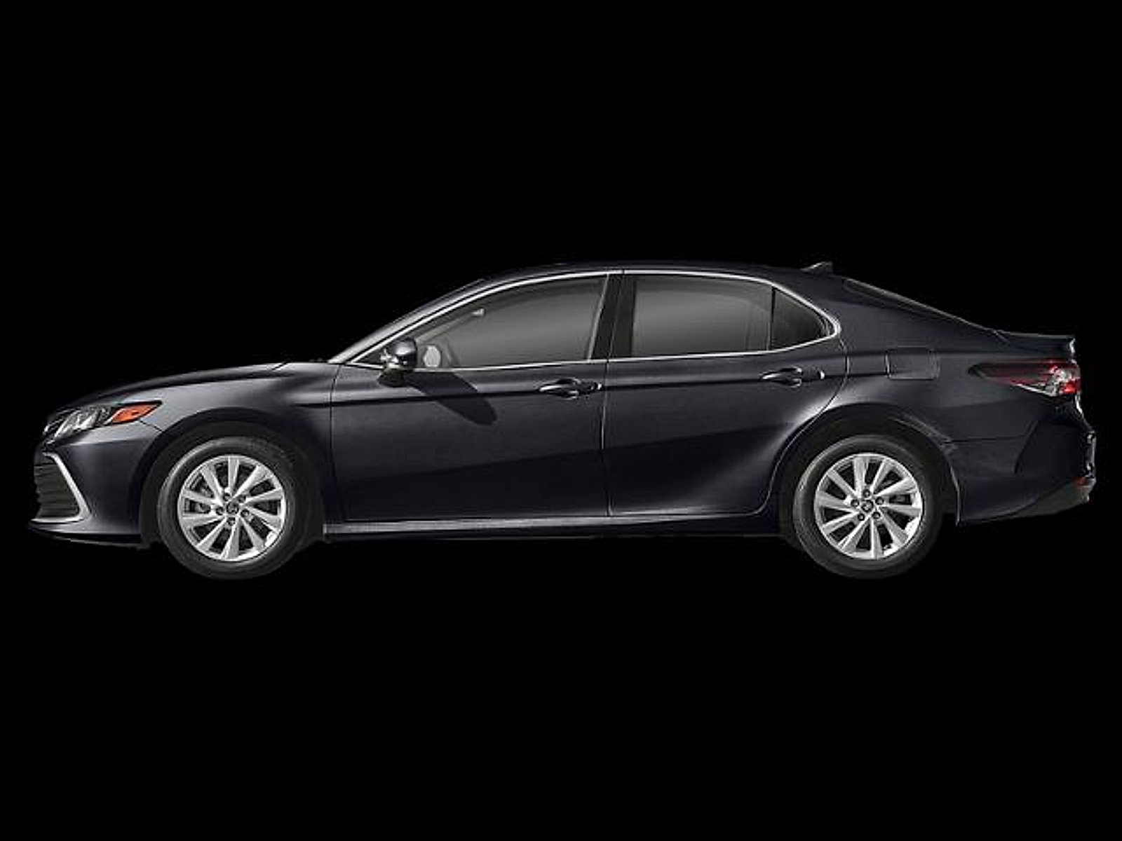 Used 2024 Toyota Camry LE FWD image 14