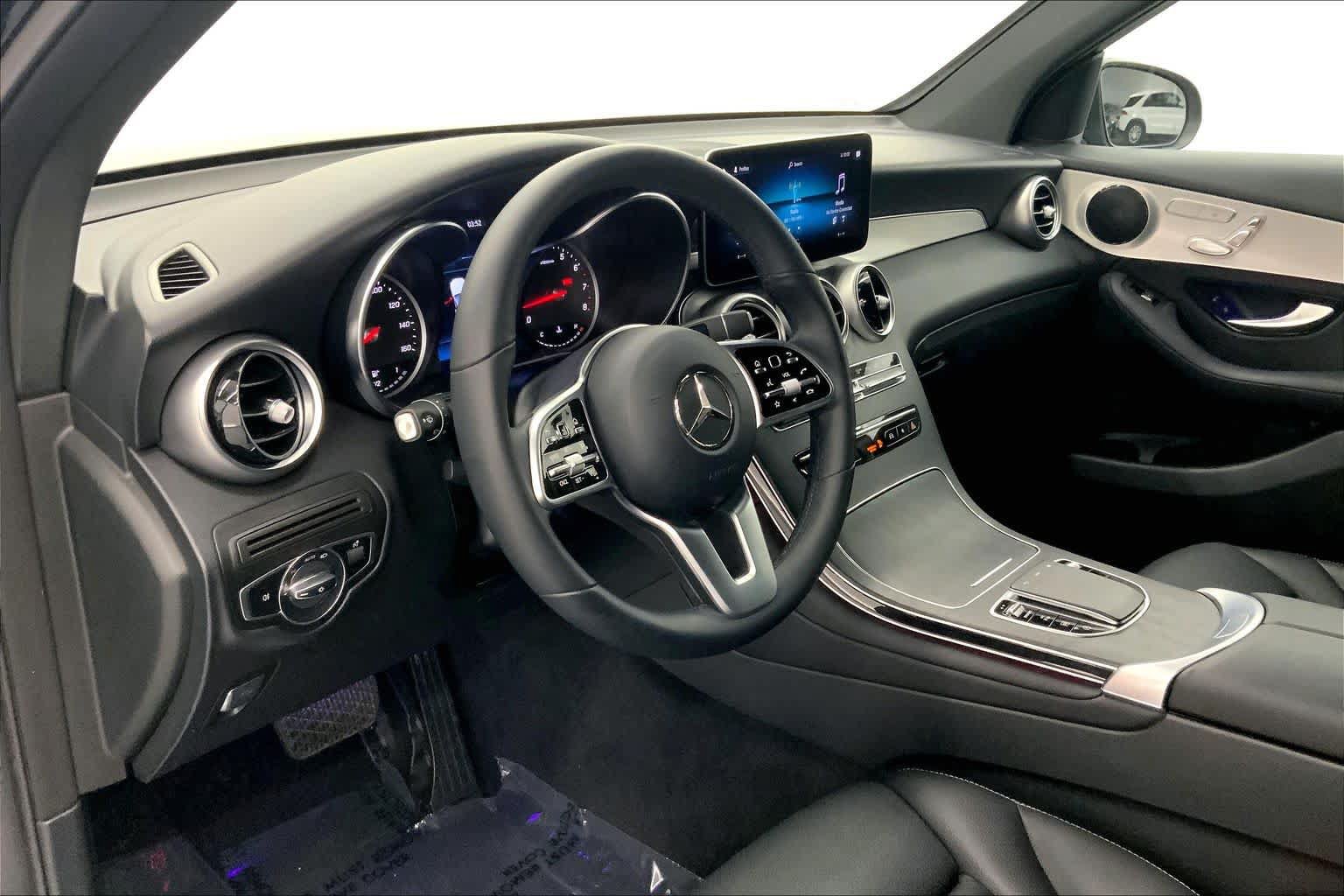 Certified 2022 Mercedes-Benz GLC 300 image 20