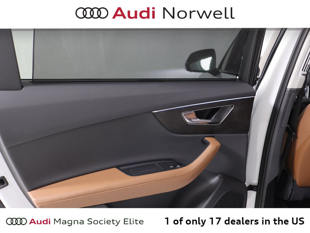 Used 2023 Audi Q7 2.0T Premium Plus w/ Premium Plus Package AWD/4WD image 22