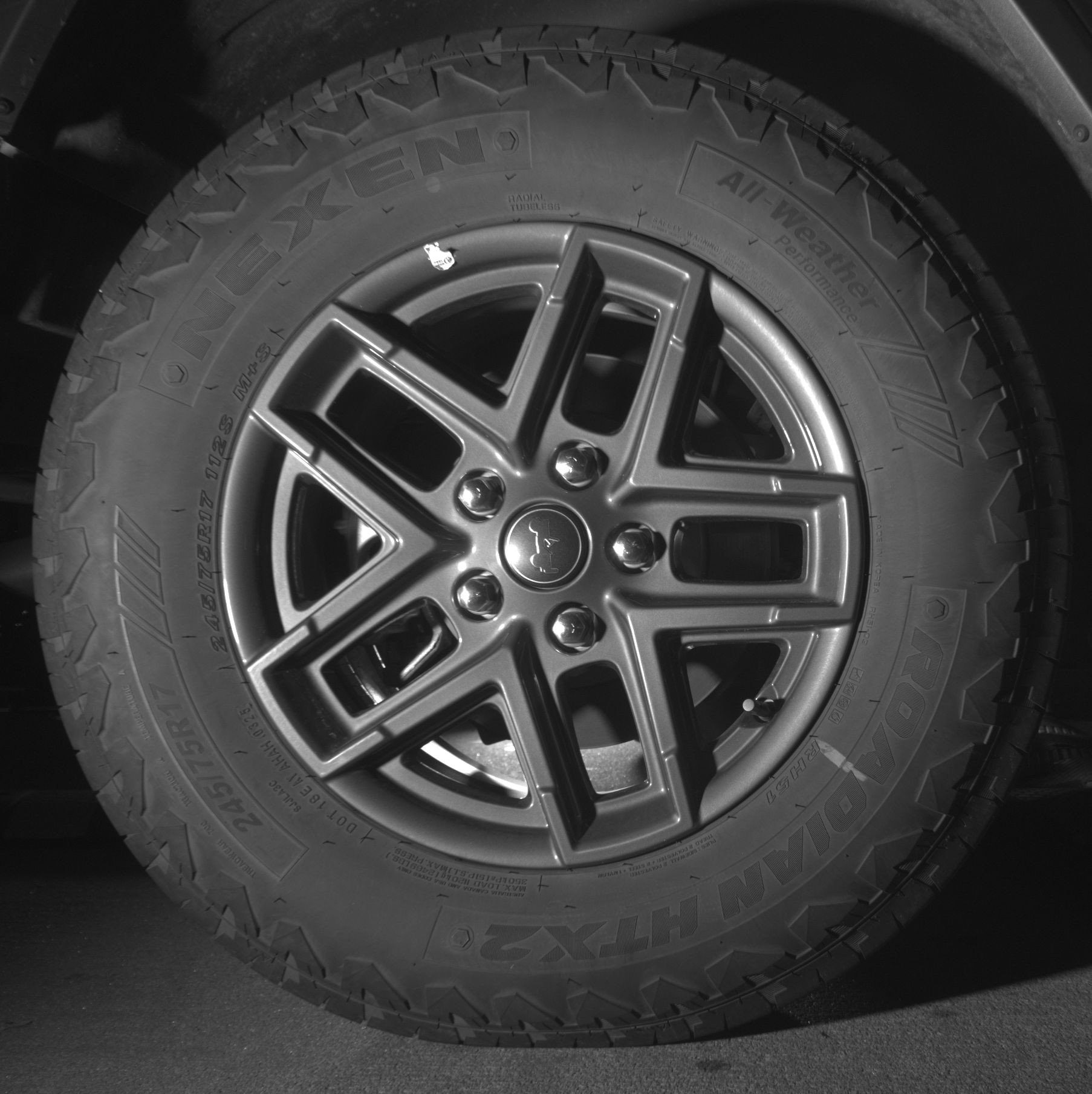 Used 2025 Jeep Wrangler Sport S image 15