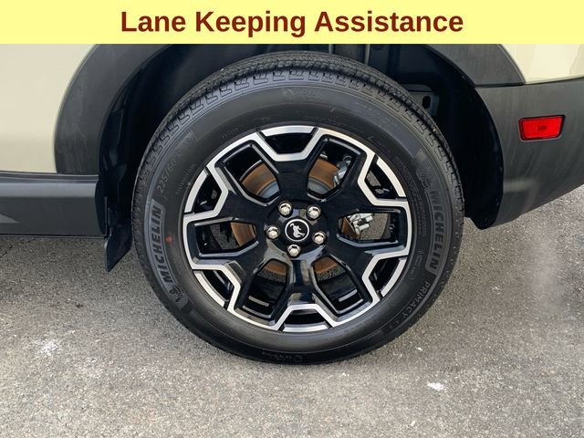 Used 2025 Ford Bronco Sport Outer Banks w/ Outer Banks Tech Package+ image 10