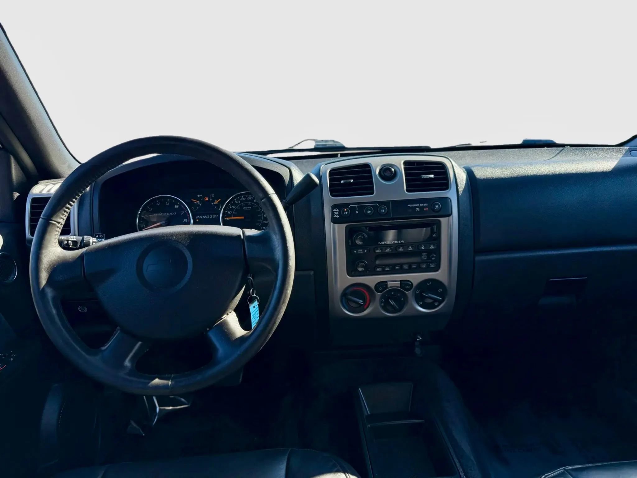 Used 2011 Chevrolet Colorado LT image 20