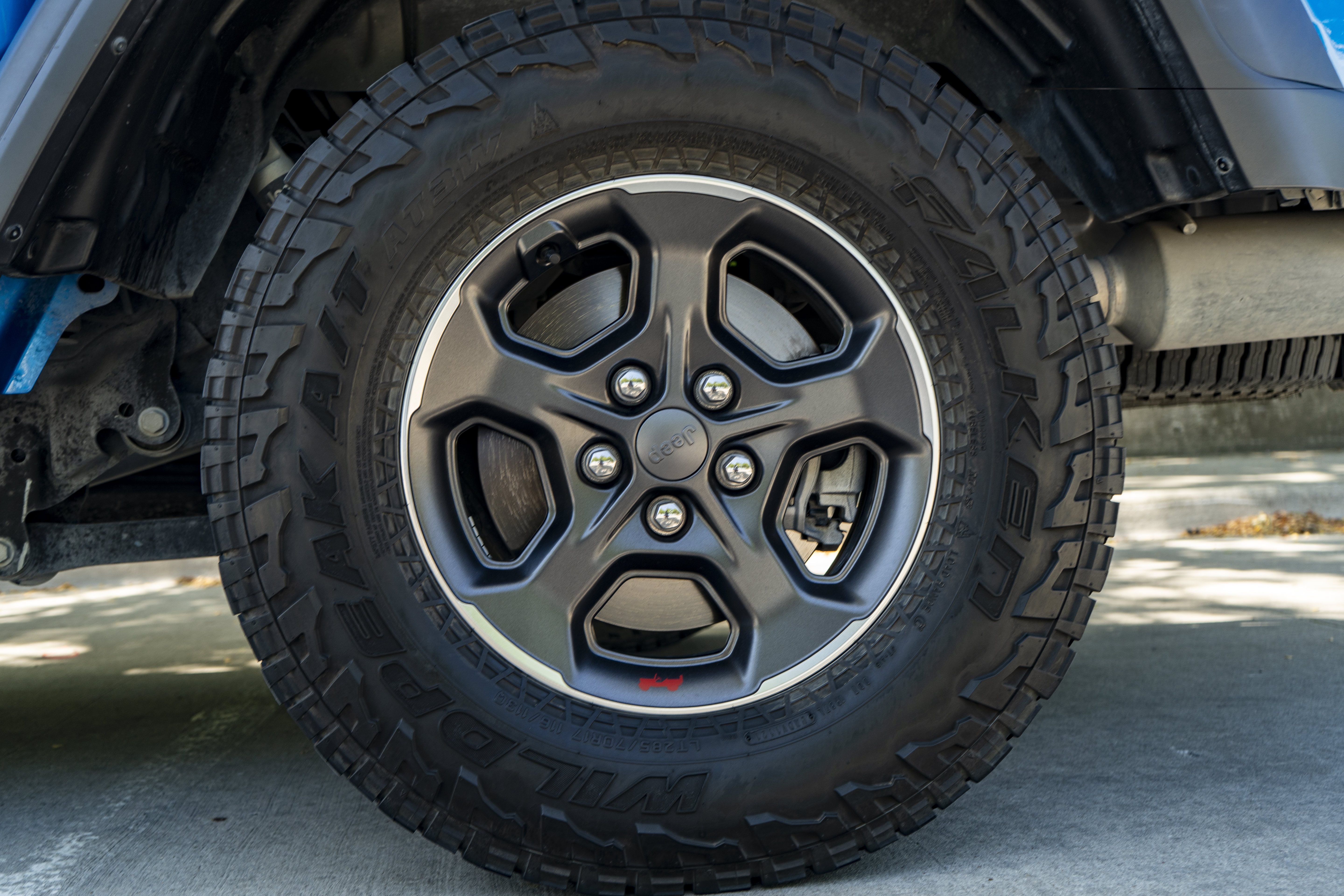 Used 2021 Jeep Gladiator Rubicon AWD/4WD image 15