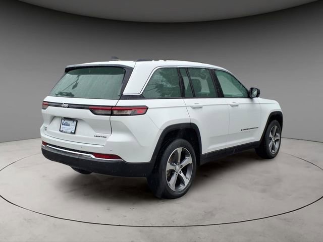 Used 2023 Jeep Grand Cherokee Limited AWD/4WD image 9