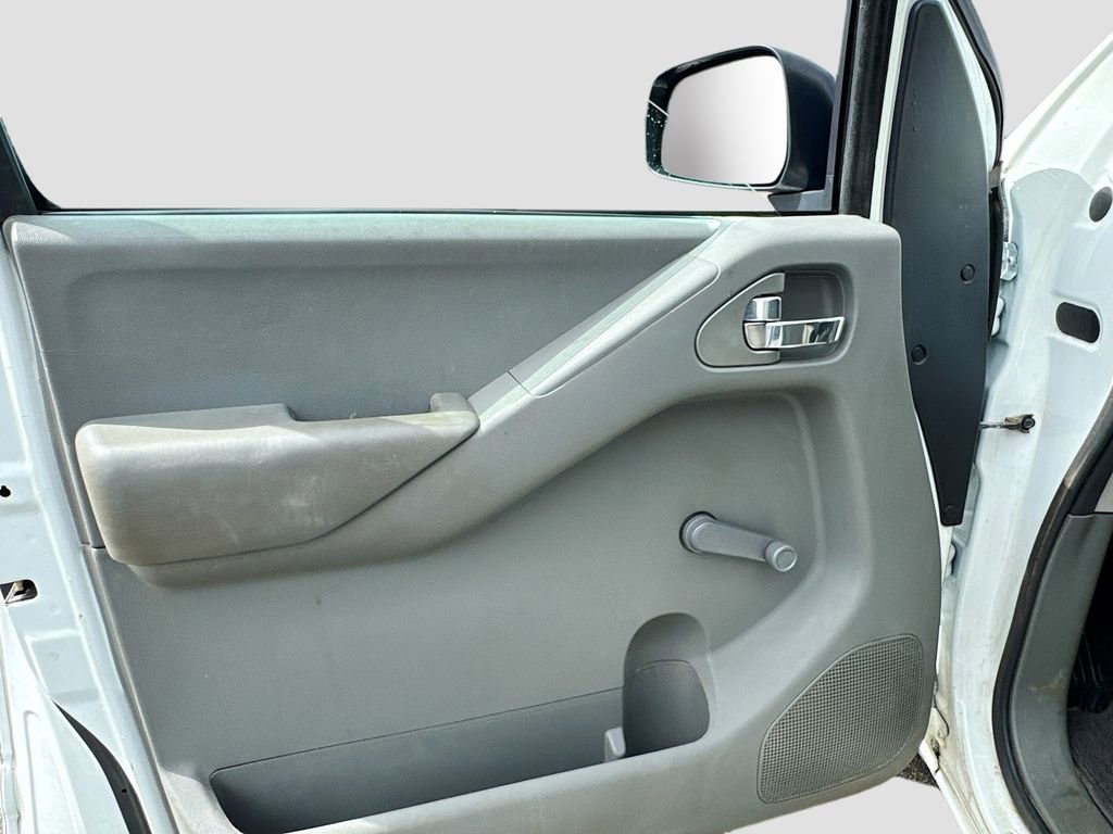 Used 2014 Nissan Frontier S w/ S Preferred Package RWD image 30