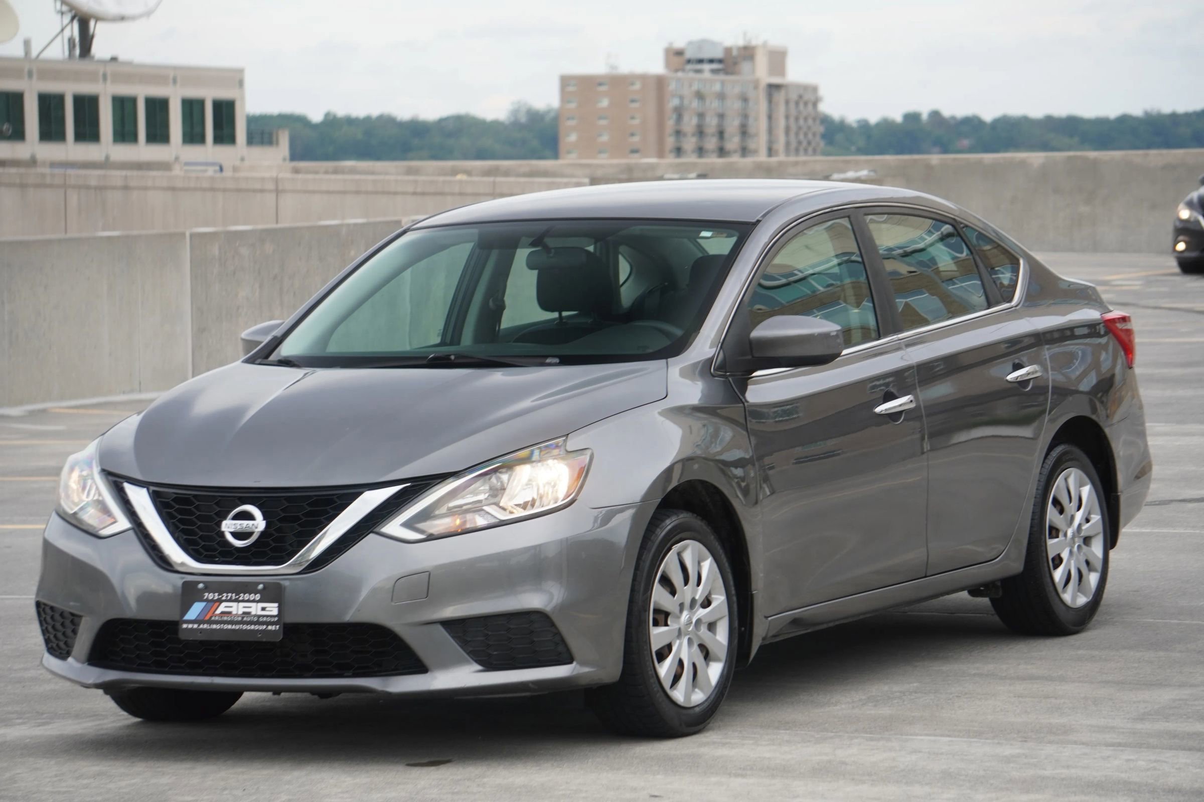 Used 2017 Nissan Sentra SV image 5