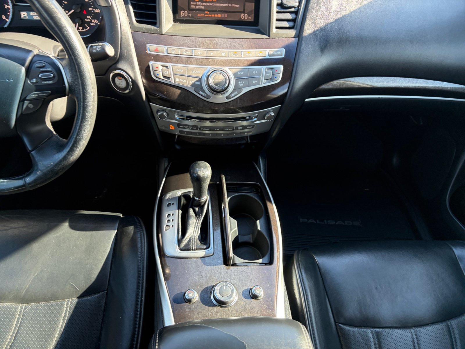 Used 2015 INFINITI QX60 FWD w/ Driver Assistance Package image 18