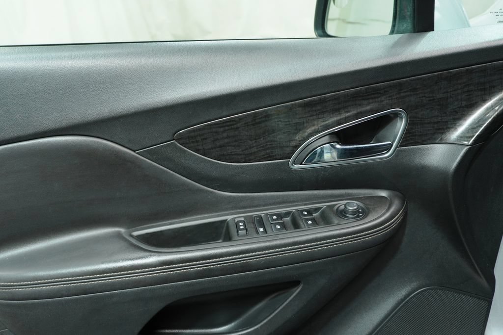 Used 2014 Buick Encore FWD image 20