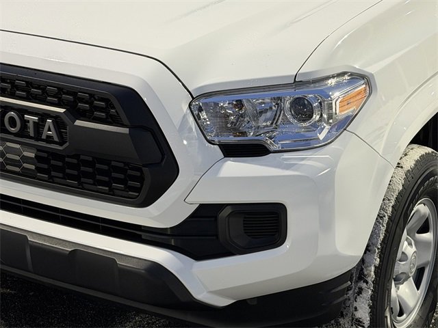 Used 2023 Toyota Tacoma SR image 13