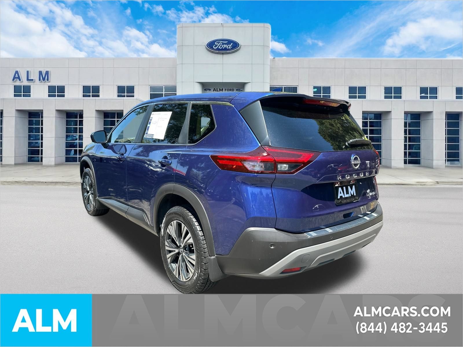 Used 2023 Nissan Rogue SV AWD/4WD image 8