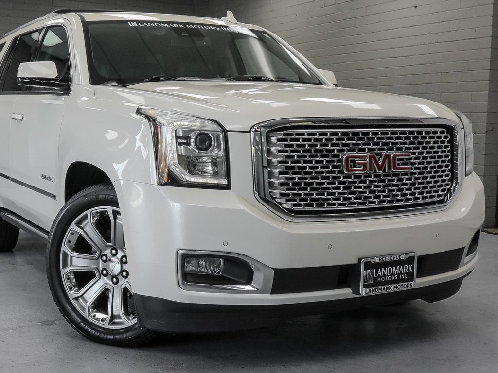 Used 2015 GMC Yukon Denali w/ Premium Package AWD/4WD image 7