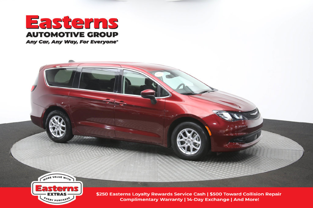 Used 2023 Chrysler Voyager LX FWD image 48