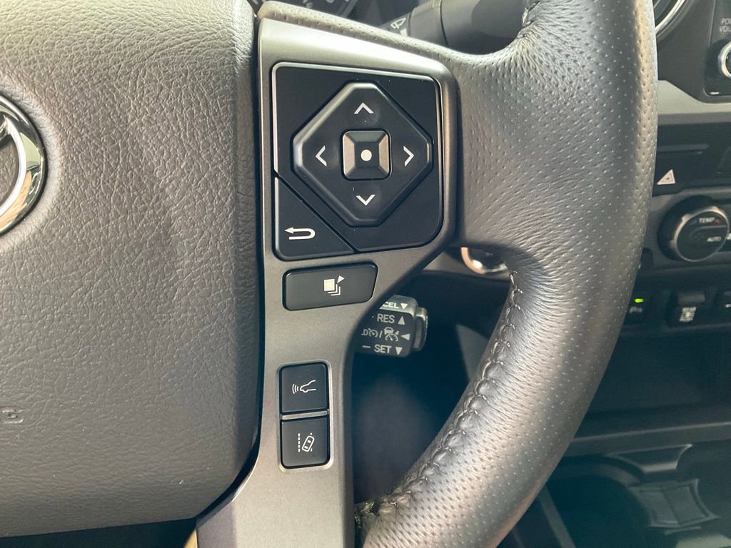 Used 2021 Toyota Tacoma TRD Sport w/ TRD Premium Sport Package AWD/4WD image 13