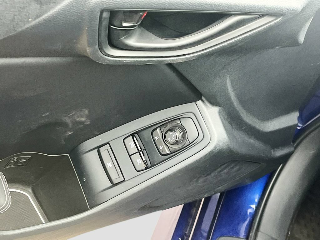 Used 2025 Toyota GR86 Premium RWD image 17