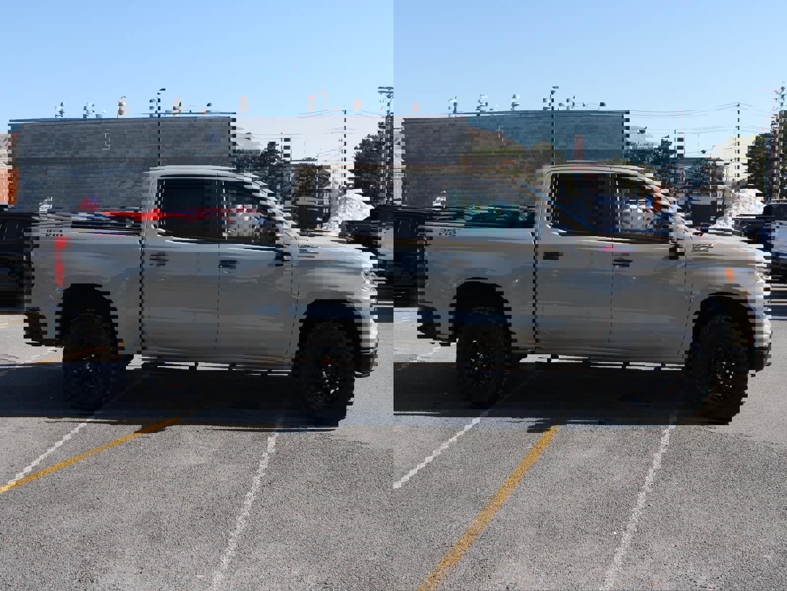 Used 2022 Chevrolet Silverado 1500 LT Trail Boss w/ Protection Package image 3